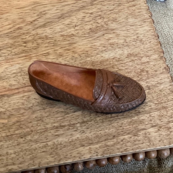 🌸3 for $18🌸 Just the Right Shoe Ingenue, Brown Tassel Loafer Miniature EUC - Picture 4 of 9